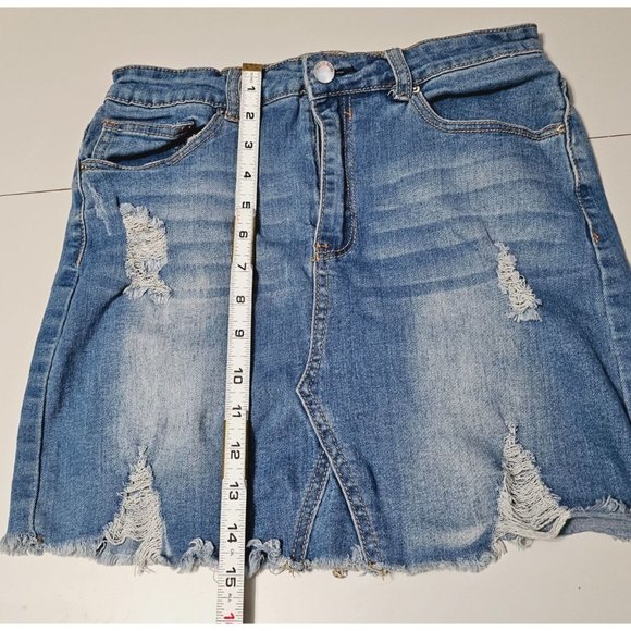 Denim Blvd Denim‎ Distressed Mini Skirt Size Medium Frayed Hem - Picture 5 of 5